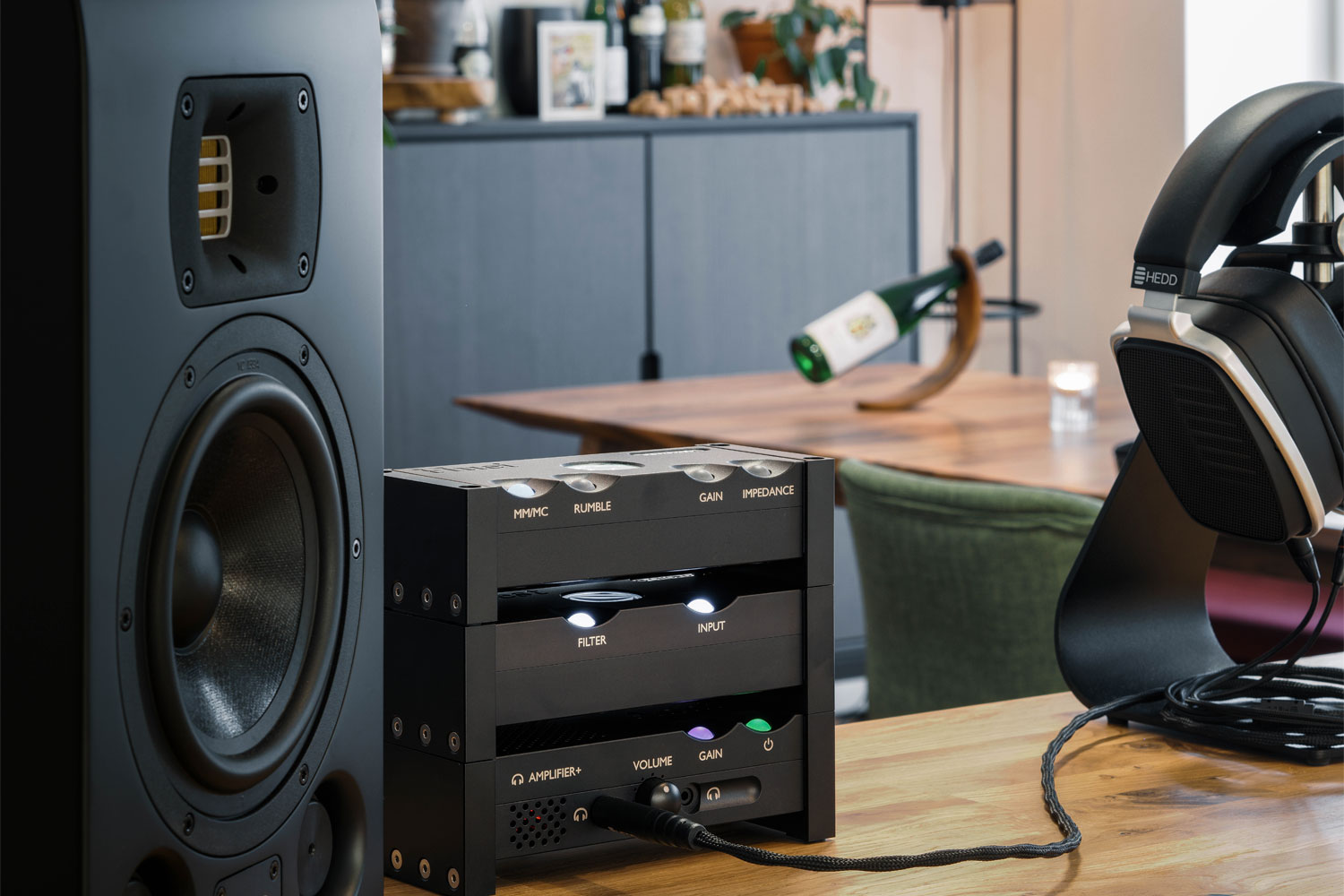 Dynaudiofocus50 walnut 2